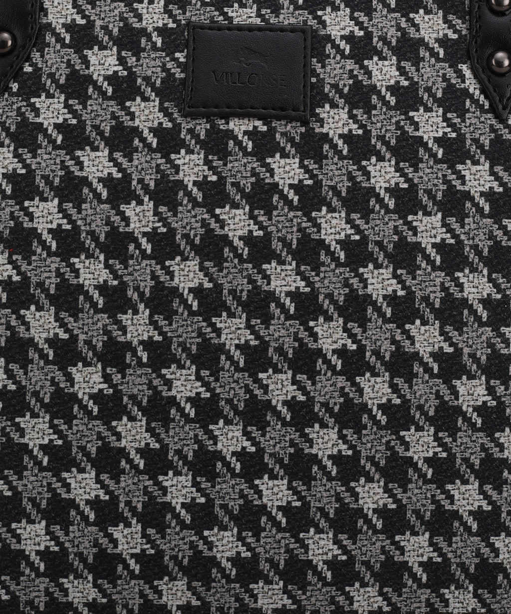 cheques Canvas Tote bga