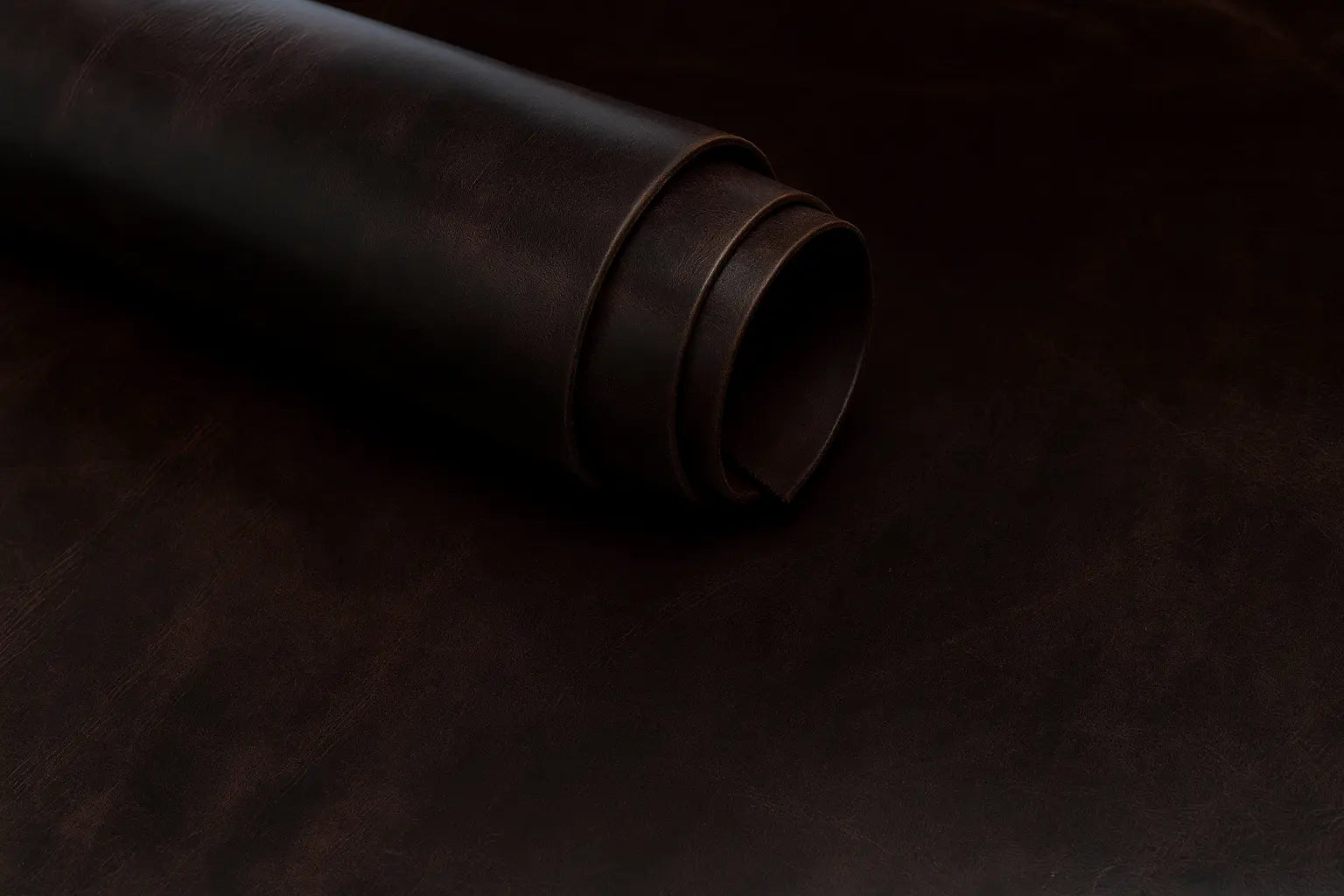 BROWN OIL PULL UP LEATHER