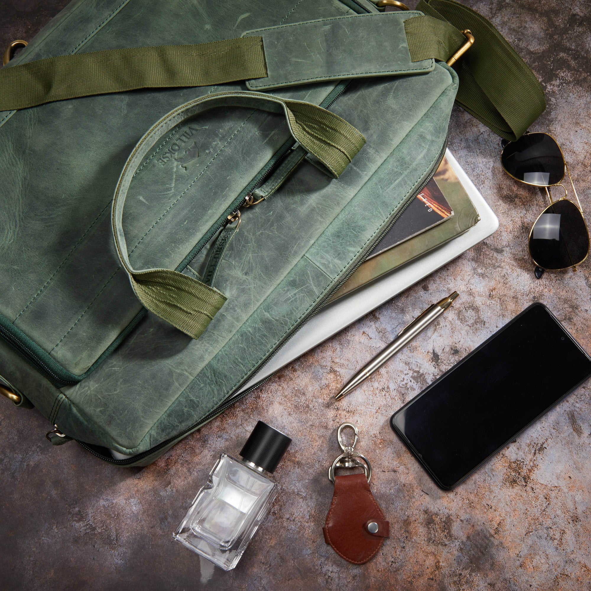 The Mandarin - Genuine Leather Laptop Bag - Green Waxy Hunter - VILL OKSE