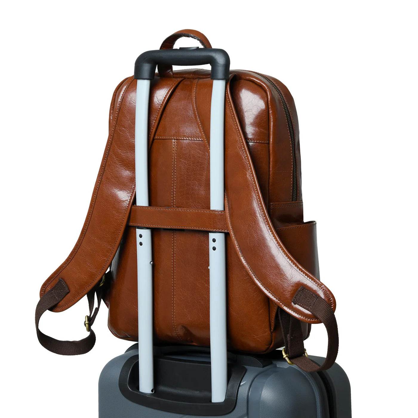 The Trek - Genuine Leather Backpack - Cognac Oil Pull Up - VILL OKSE